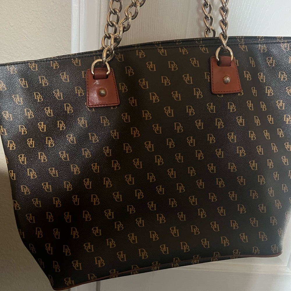 Used good condition tote bag
